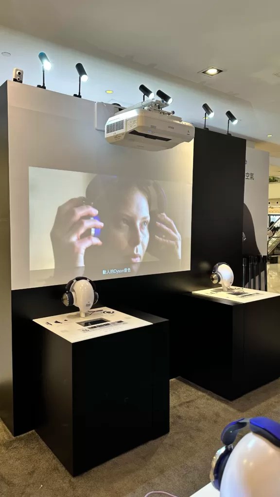 4000 lumens laser projector for dyson 活動實拍3